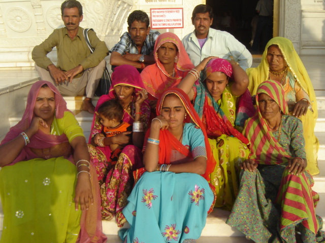 Meera Sansthan partners and community members